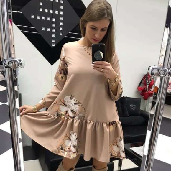 Brand new dress directly from Europe fits M/L - Picture 2 of 3